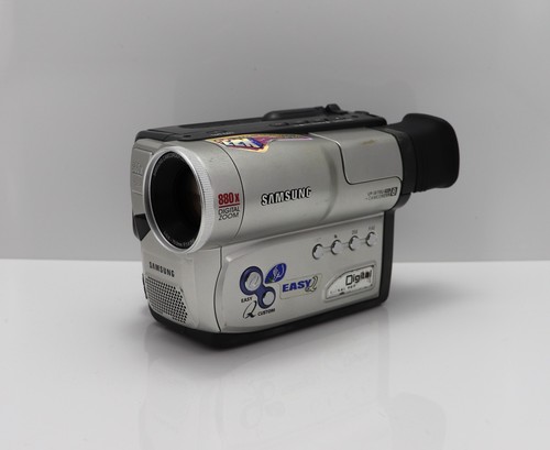 Samsung w70u camcorder - vp-w70u,