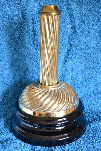 Very nice antique brass oil - very,
