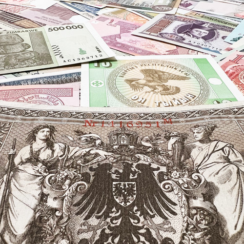 100 year old banknotes - 100+,