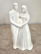 Royal Doulton Images Love Everlasting HN4280 Figurine 2000