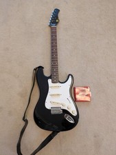 1986 Hondo H-76 Strat Style