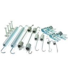 REAR BRAKE SHOE FITTING KIT