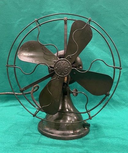 Beautiful antique general - 9",