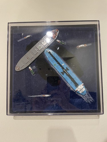 Ship diorama - ship’s,