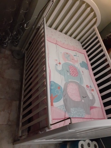 Baby cot bed
