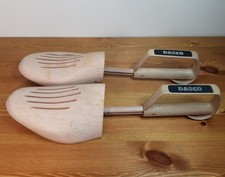 Vintage DASCO Wooden Shoe Trees Strechers Shapers Size Large Made in England 