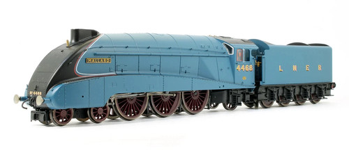Hornby pre owned lner 2 - pre-owned,