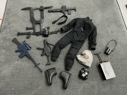 Vintage action man - action, sas