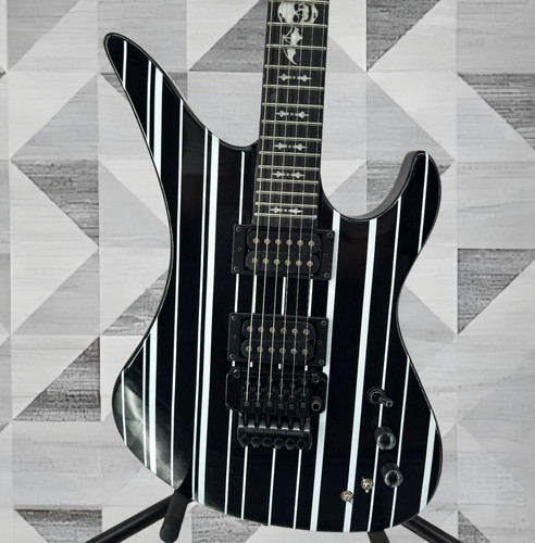 Schecter synyster gates - schecter,