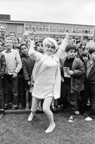 Actress barbara windsor was - barbara,