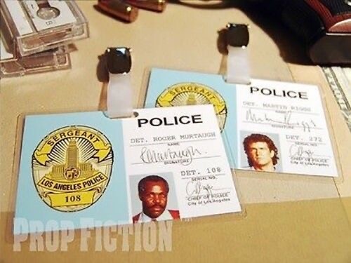 Lethal weapon prop detective - -,