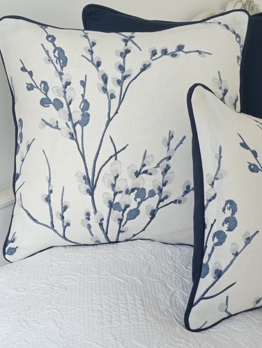 One cushion cover laura - 16”,