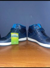 Boys shoes size 3