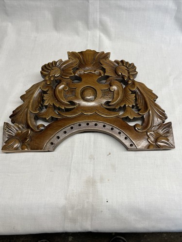 Carved panel pediment - panel,