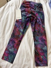 Lululemon Size 4 Uk 8 Wunder