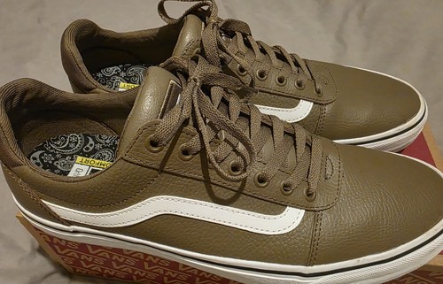 Immaculate vans ward - vans, deluxe
