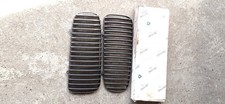 Jaguar XJ8 grille vaines