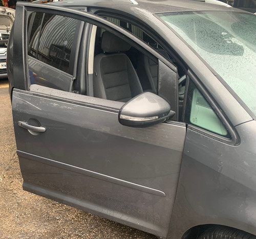 Volkswagen touran 2010 2015 - touran, 2010-2015