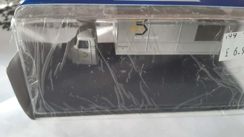 Oxford diecast trucks and - diecast,