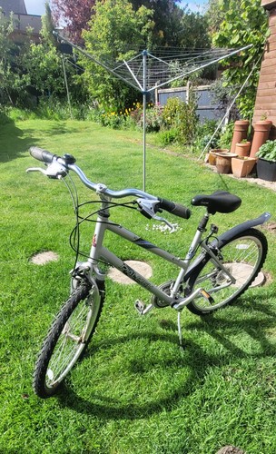 Raleigh voyager bike - raleigh,