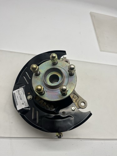 Subaru front hub assembly - hub,