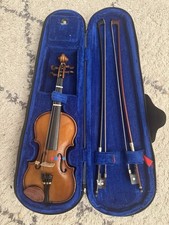 1/10 Violin, Stentor 1 Student model, case, 2 Bows