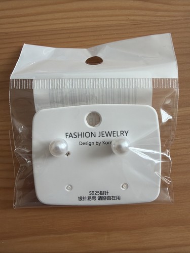 Pairs dainty pearl stud - 6,