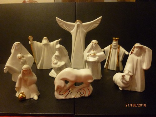Wade large nativity figures - wade, x