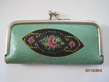 Petit Point Manicure Kit Leather Vintage Green 