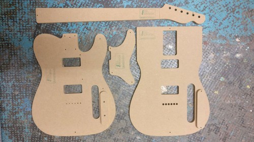 Tele cabronita templates - "la, cabronita"