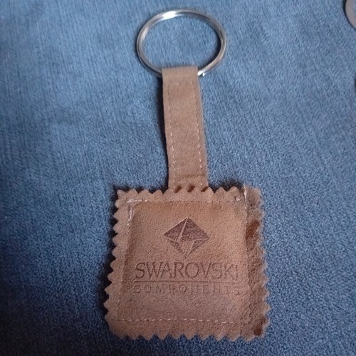 Swarovski components keyring - swarovski,