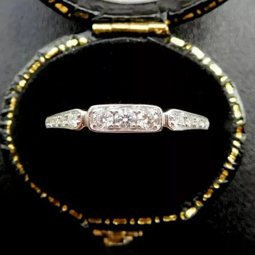 Round diamond art deco - ct,