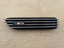 BMW E46 M3 LEFT WING GRILL  VENT EMBLEM 2694607