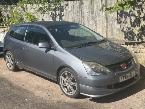 Breaking honda civic mk7 - honda,