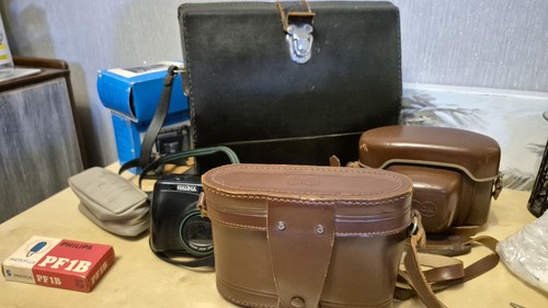 Vintage camera bundle incl - vintage, bundle,