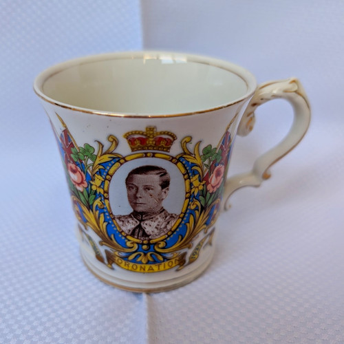 Royal memorabilia vintage 1937 - vintage,