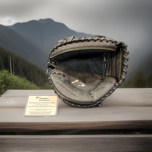 Realmuto autographed - jt,