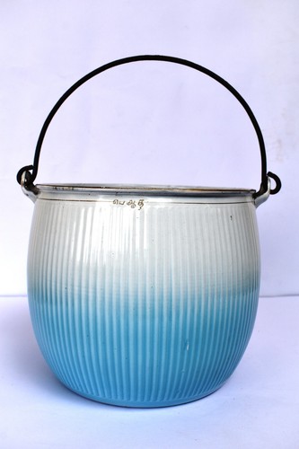 Vintage enamelware pail blue - enamelware,