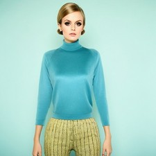 VINTAGE 60s MOD Turtleneck