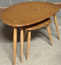 STUNNING  SET OF RETRO ERCOL NEST OF  PEBBLE COFFEE TABLES VERY CLEAN CONDITION