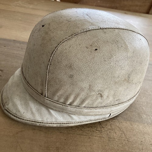 Crash helmet vintage - helmet, white