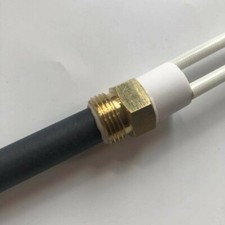 Ceramic igniter pellet heater