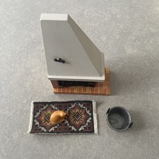 Vintage Lundby Dolls House Corner Fireplace /cat/mat/log basket 1:16 scale