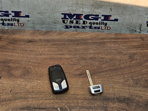 Audi genuine 3 button - 4m,