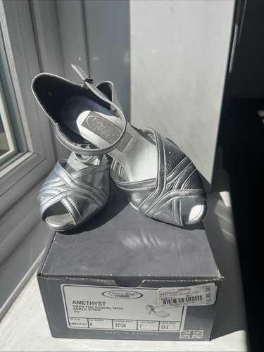 New box wide fit - new,