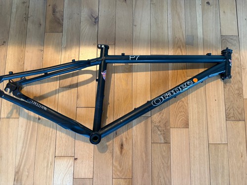 Orange frame small black - frame,