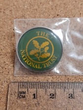 National Trust ACORN LEAF LOGO Charity Tin Badge
