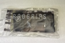 ROOGRIPS 2 HOLE HAND GRIPS. Size Small