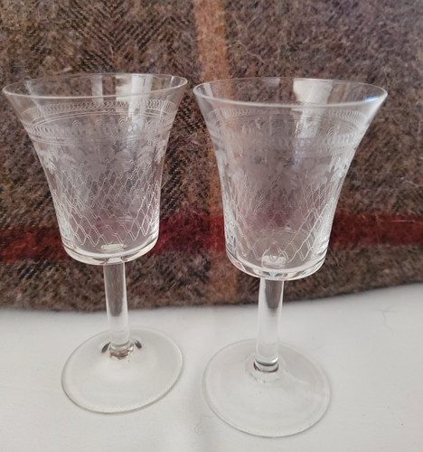 Pair vintage pall mall lady - pall,