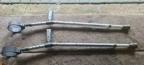 Pair cooper elbow crutch - elbow,